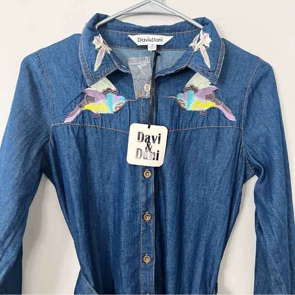 NWT Davi & Dani Denim Embroidered Shirt Dress Cotton Chambray Bird Pockets Small - Picture 3 of 15
